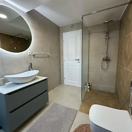 16th Street * モスタル